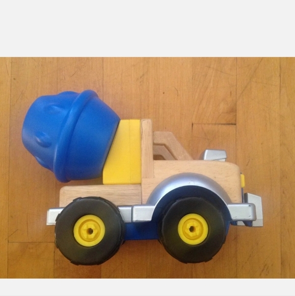Vintage 2003 LITTLE TIKES Wooden Shape Mixer Truck Toy Complete - Picture 11 of 12